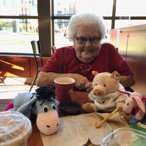 Meet your Posher, Christine